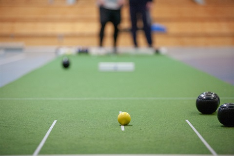 Indoor bowls